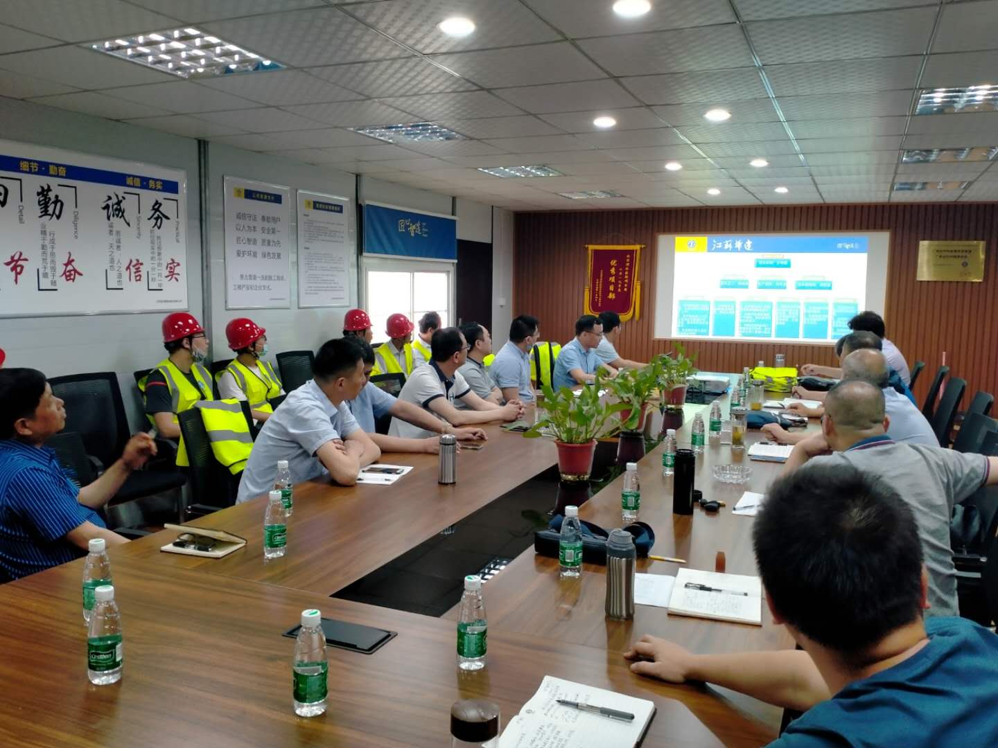 1591255993956997.jpg be87b79ddbded05a2b208b6ba9918af.jpg